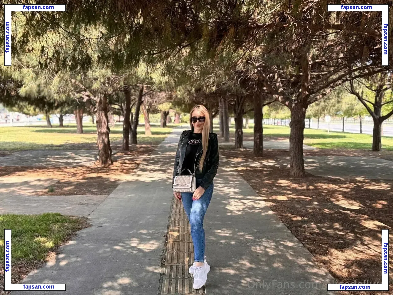 alicedollyua nude photo #0057 from OnlyFans