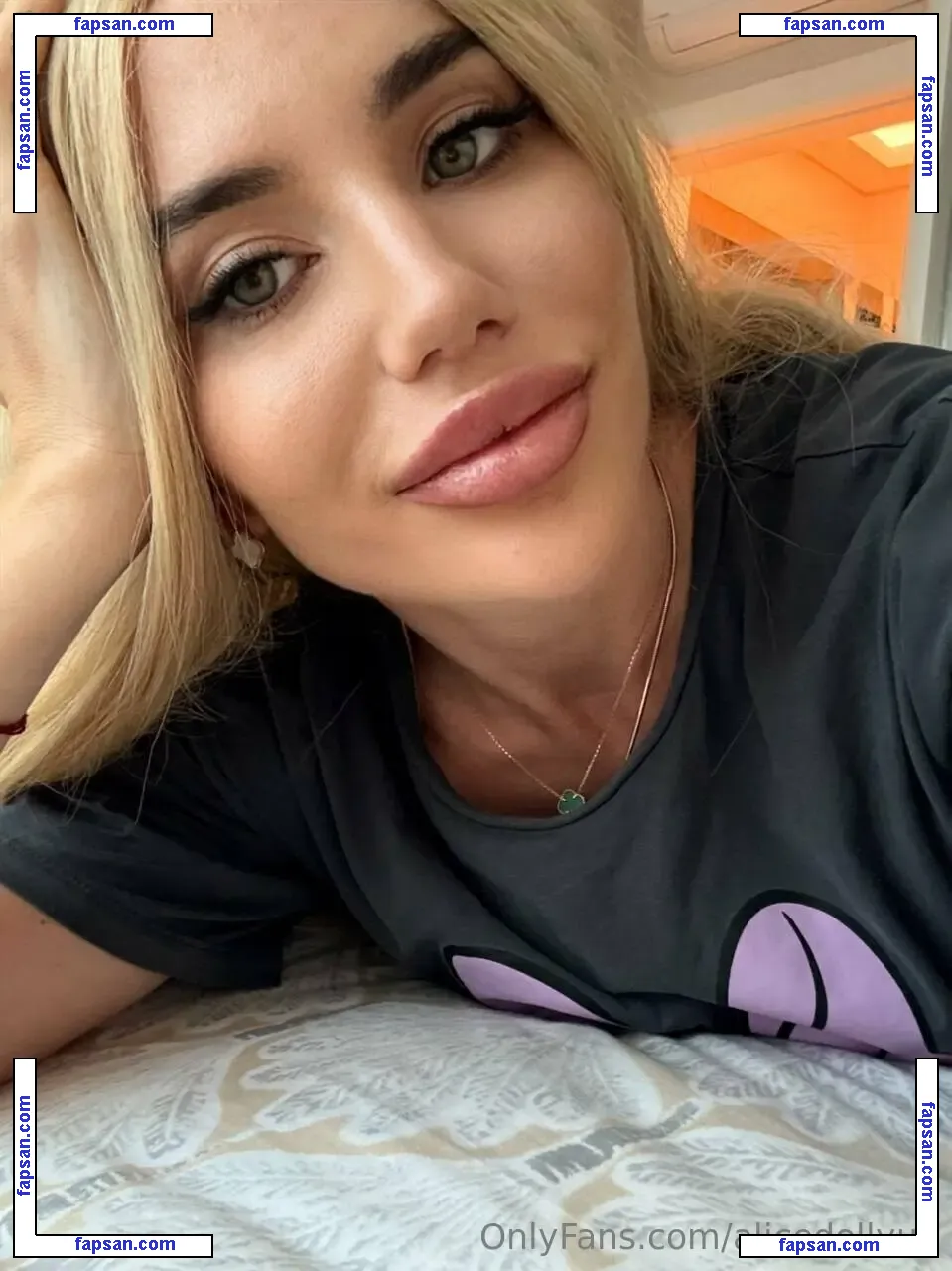 alicedollyua nude photo #0058 from OnlyFans