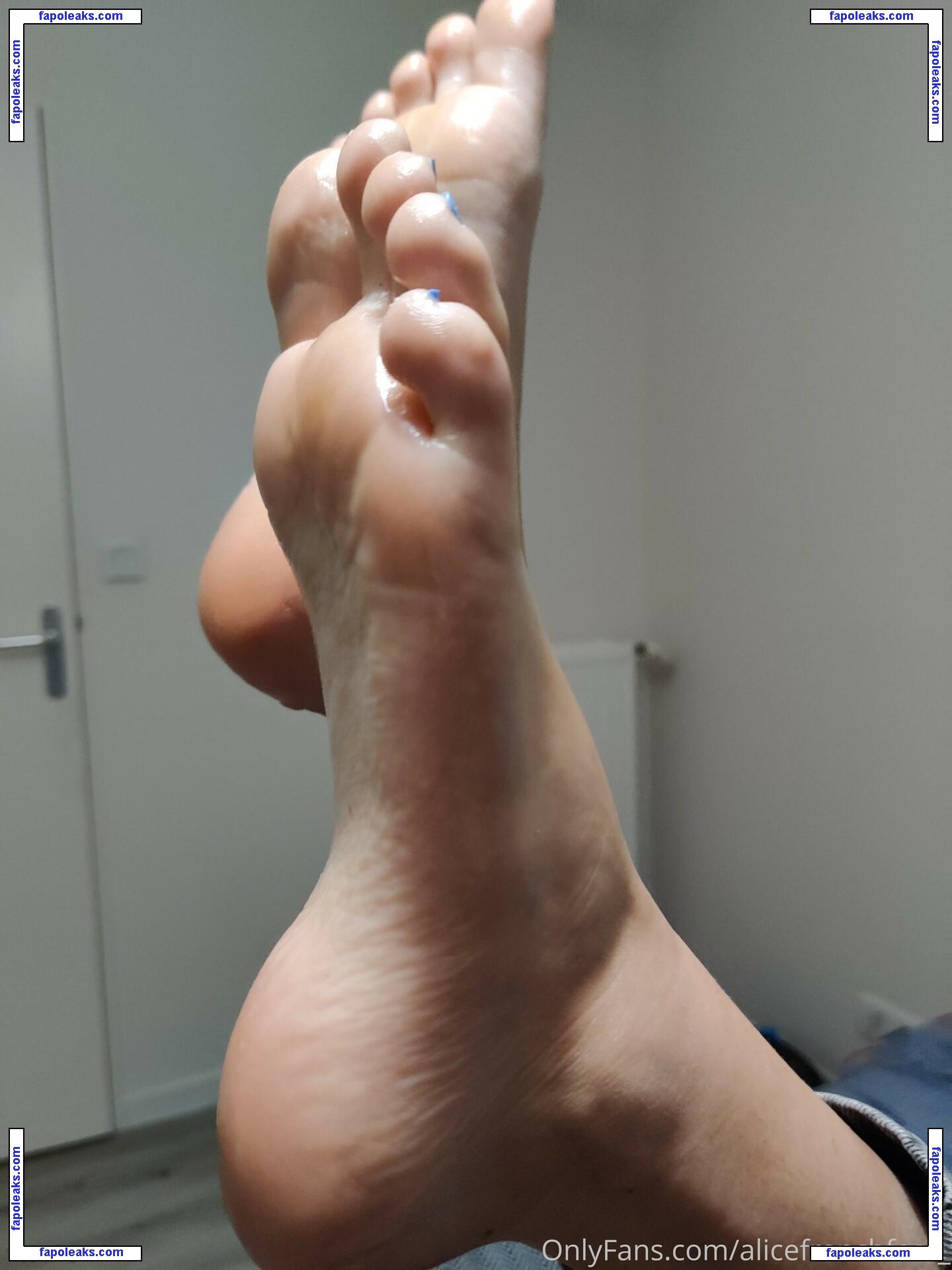 alicefrenchfeet / alice.frenchfeet nude photo #0020 from OnlyFans