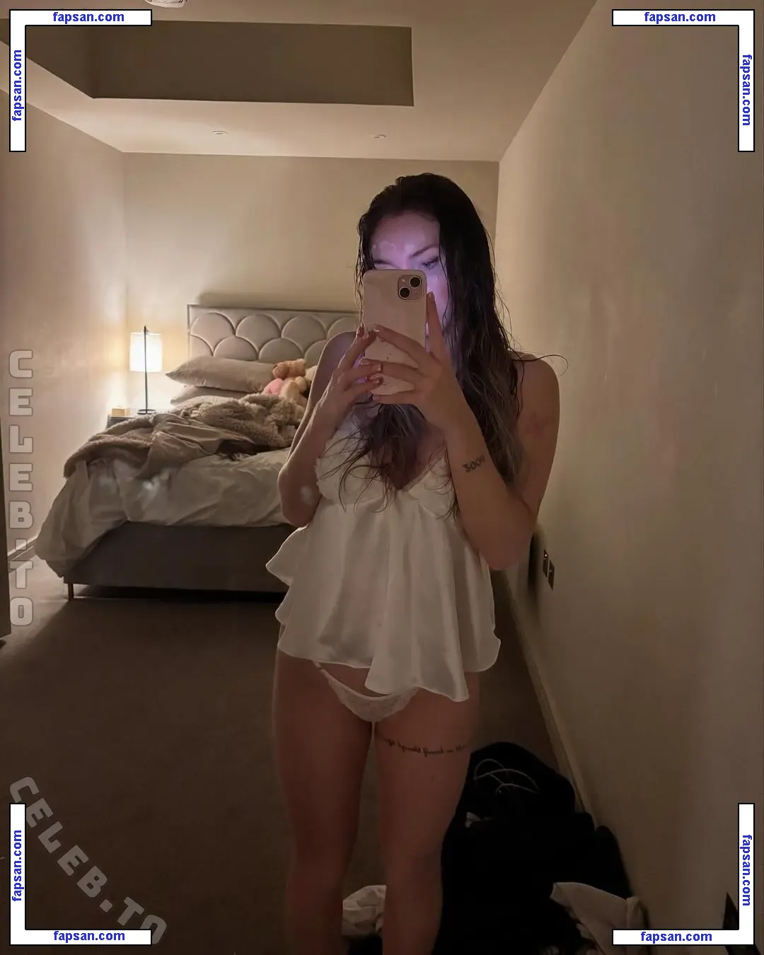 Alicia Scholes голая фото #0040 с Онлифанс