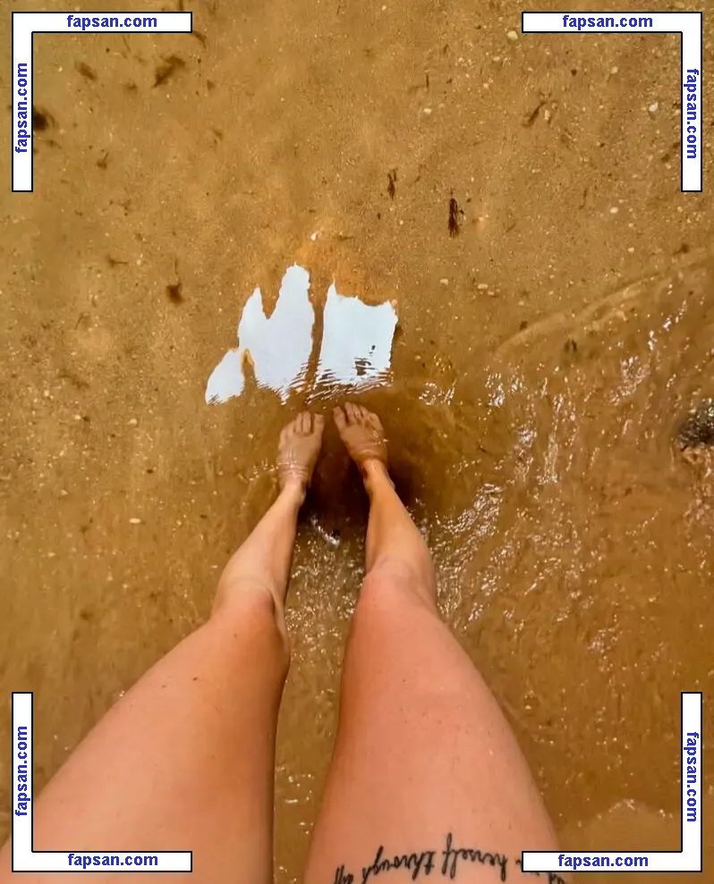 Alicia.scholesx nude photo #0002 from OnlyFans