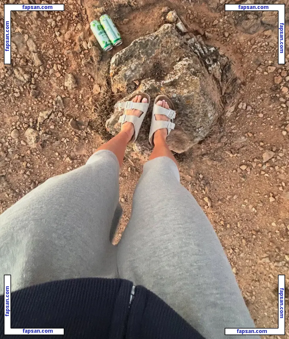 Alicia.scholesx nude photo #0008 from OnlyFans