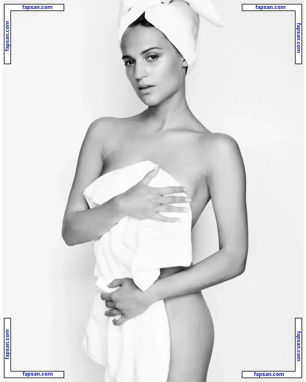 Alicia Vikander nude photo #0080 from OnlyFans