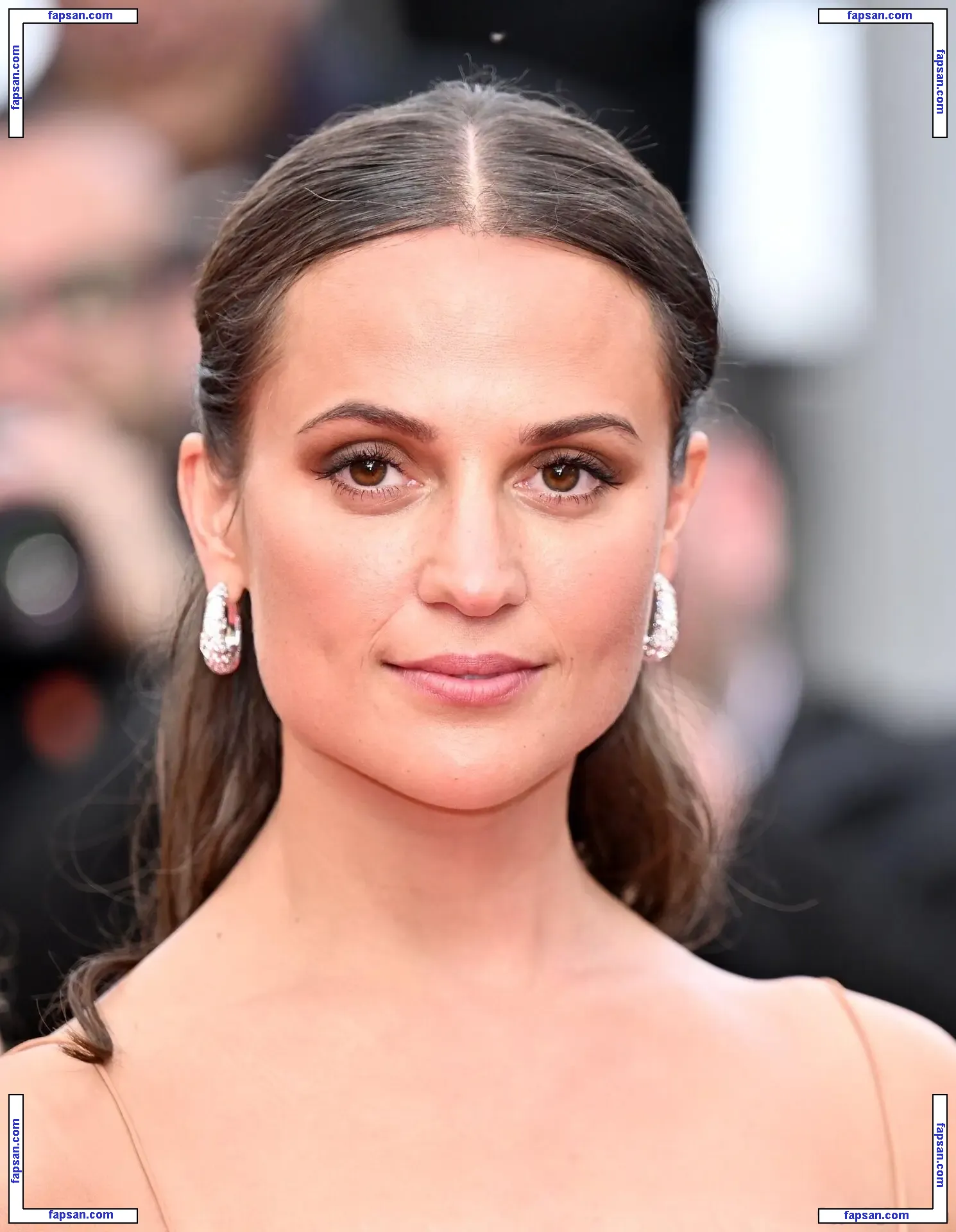 Alicia Vikander голая фото #0490 с Онлифанс