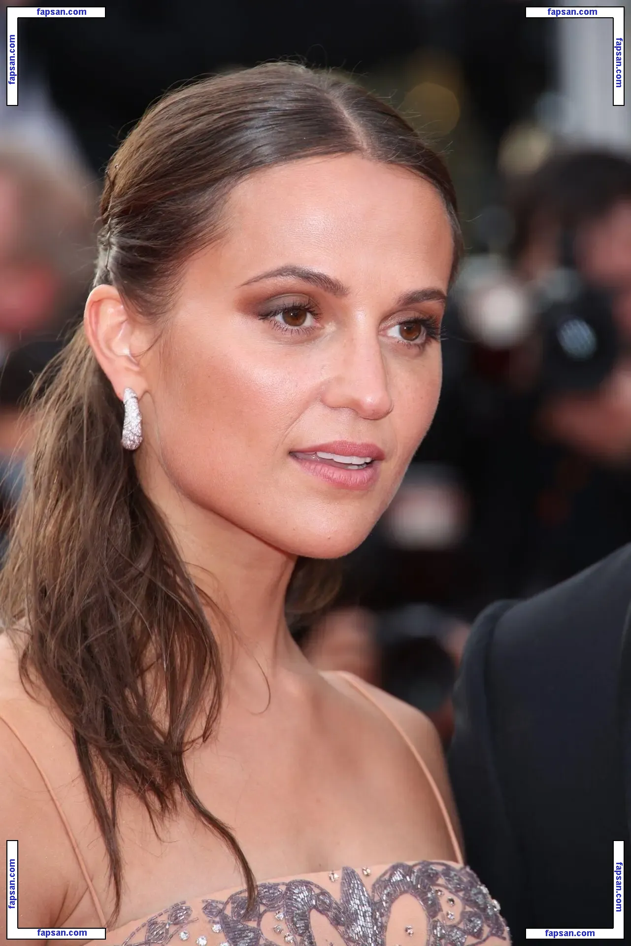 Alicia Vikander голая фото #0495 с Онлифанс