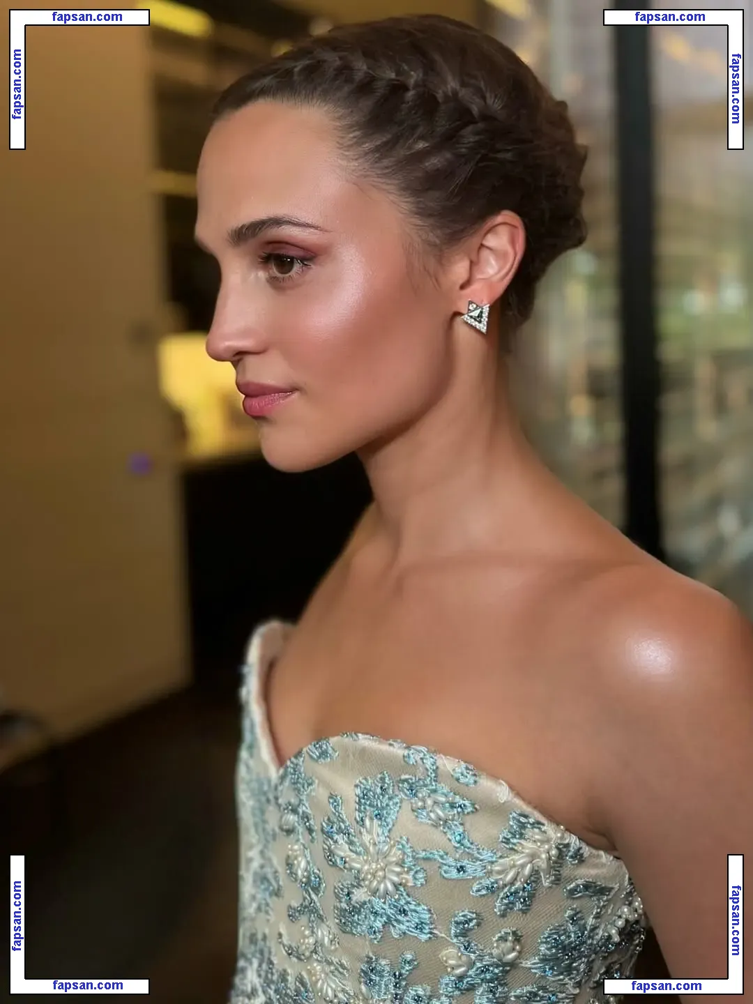 Alicia Vikander голая фото #0590 с Онлифанс