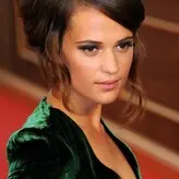 Alicia Vikander голая #0513