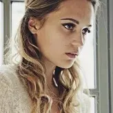 Alicia Vikander голая #0515