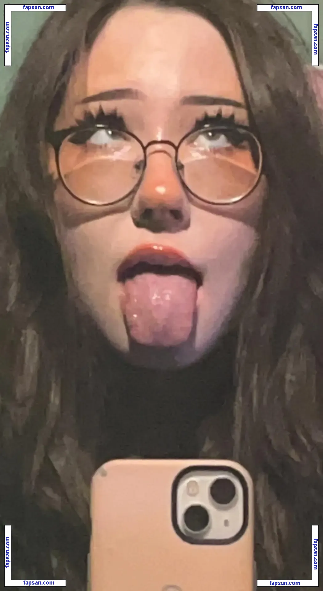 AliciaJade nude photo #0006 from OnlyFans