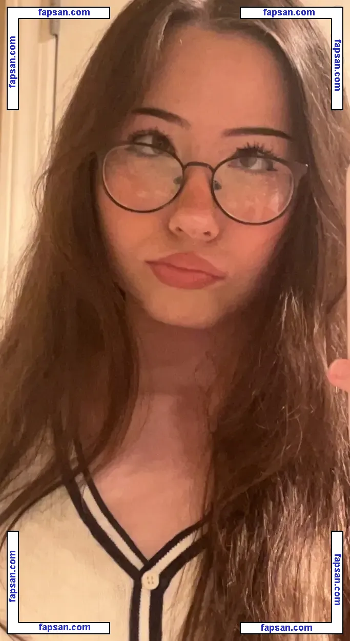 AliciaJade nude photo #0054 from OnlyFans