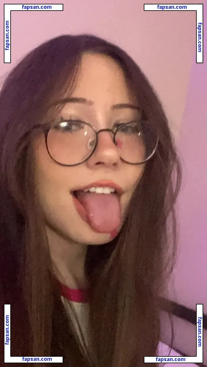 AliciaJade nude photo #0110 from OnlyFans