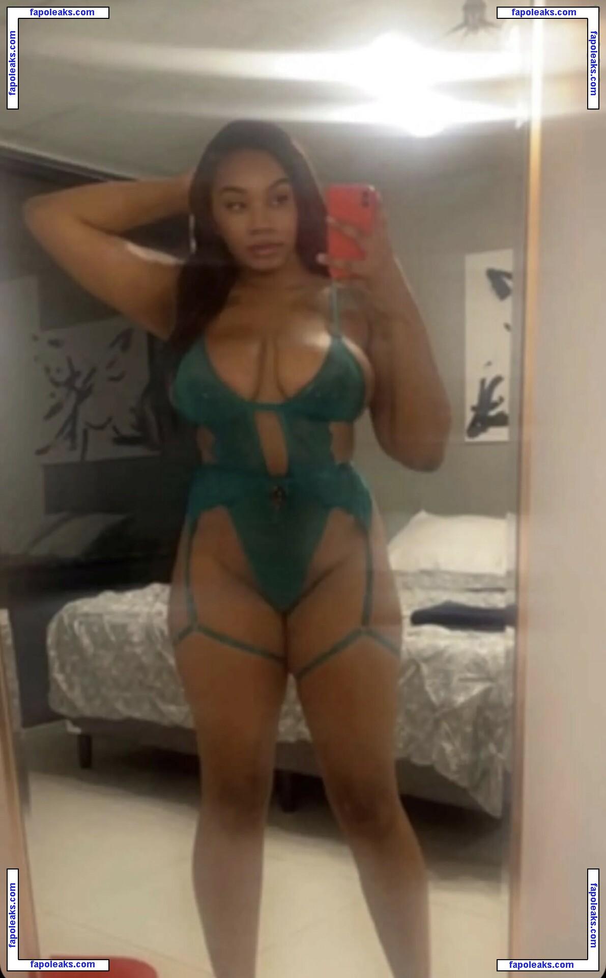 aliciamoore19 / amoore19 / theheelhouse nude photo #0001 from OnlyFans