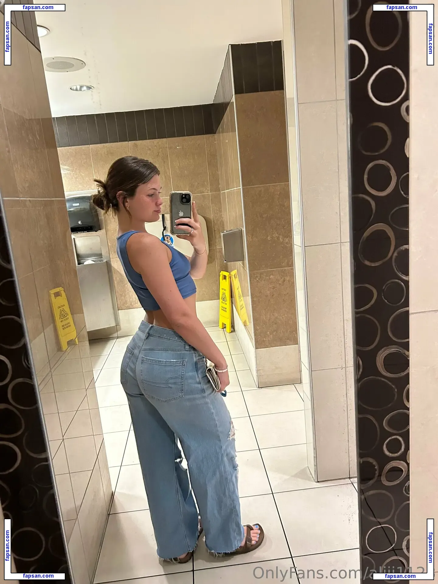 aliii1123 nude photo #0052 from OnlyFans