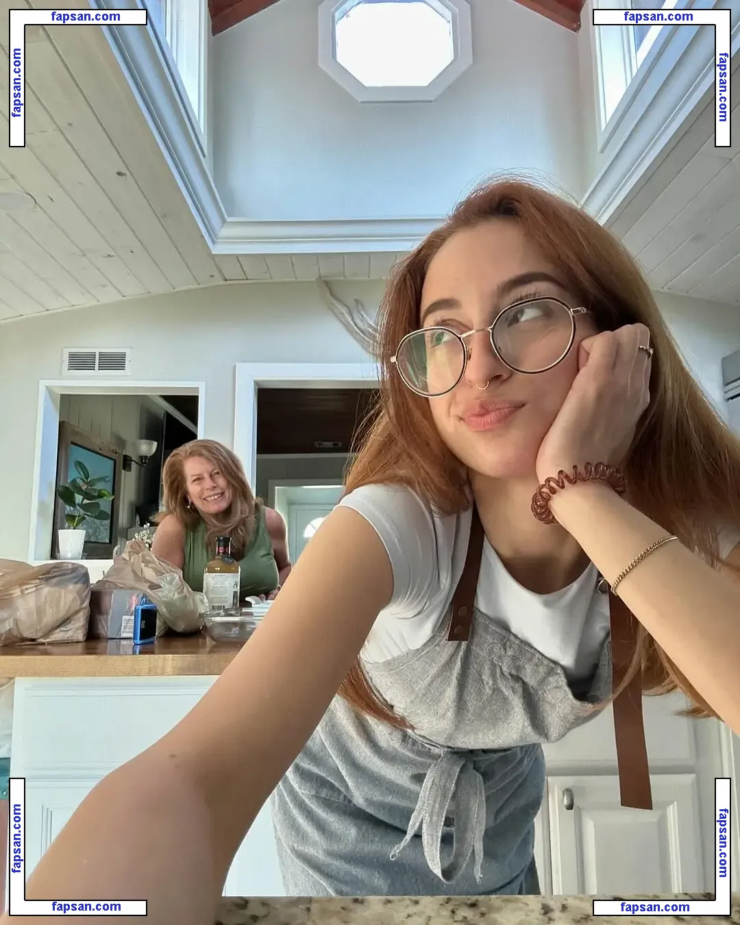 Alilmoody голая фото #0012 с Онлифанс