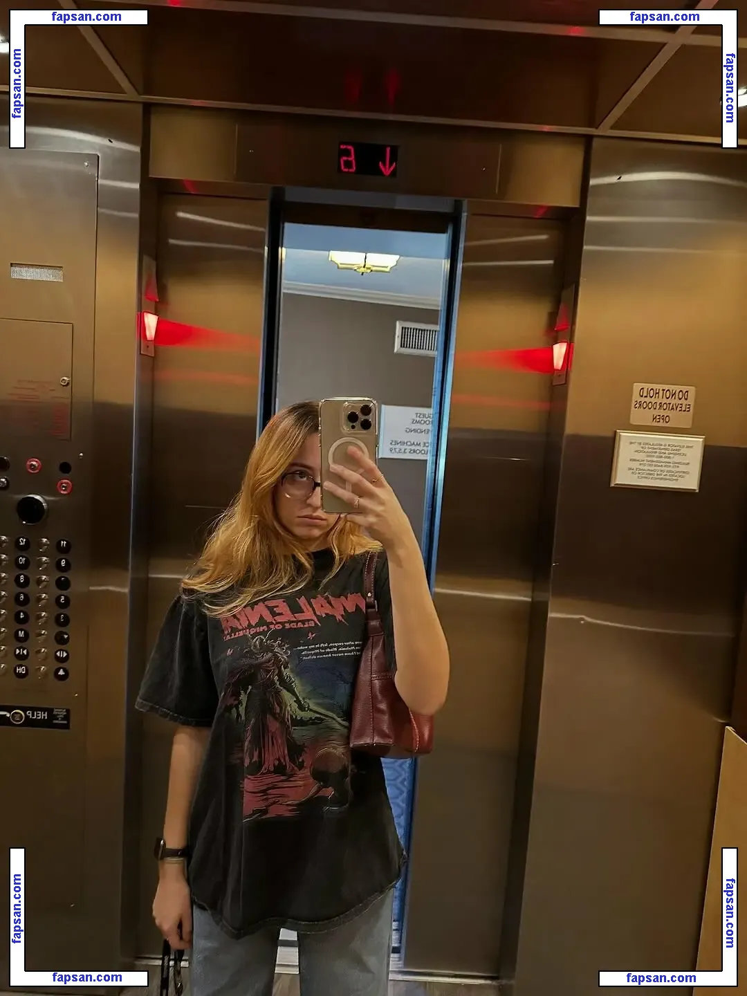 Alilmoody голая фото #0013 с Онлифанс