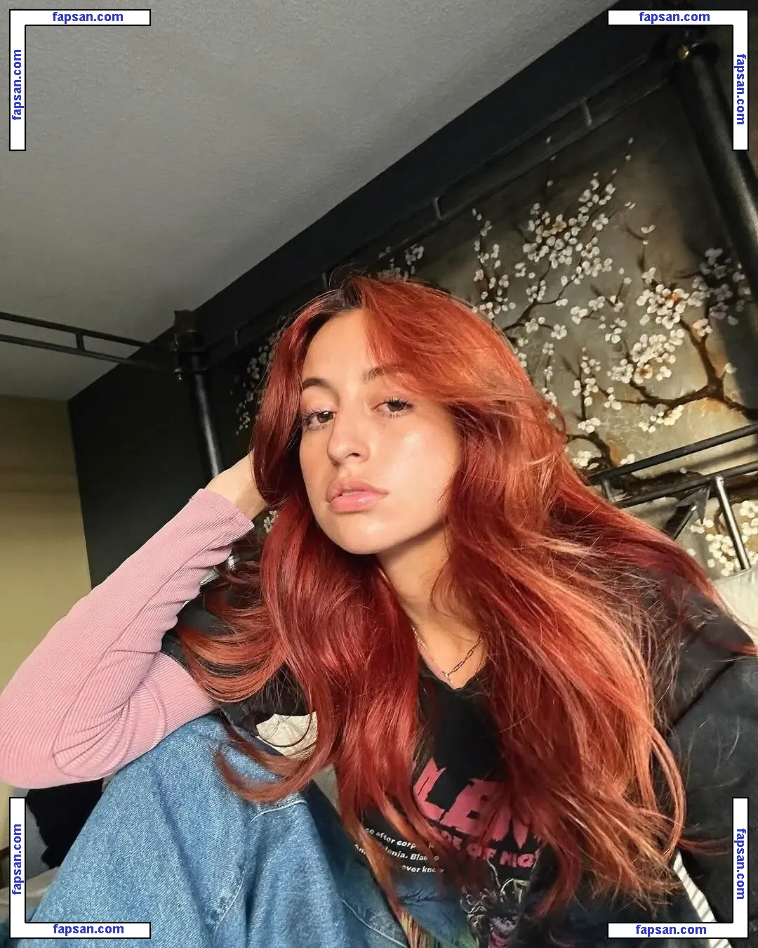 Alilmoody голая фото #0022 с Онлифанс