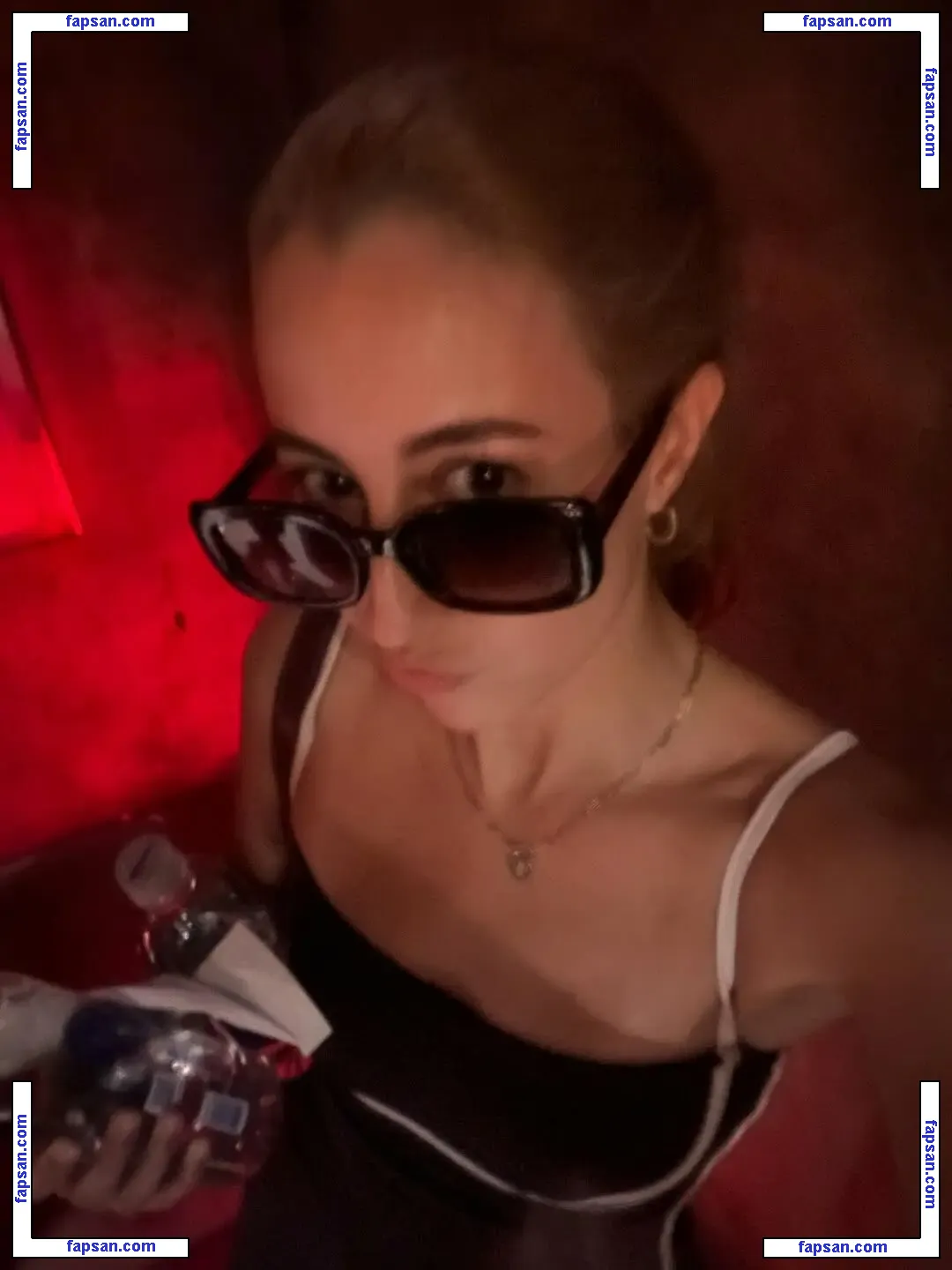 Alilmoody голая фото #0025 с Онлифанс