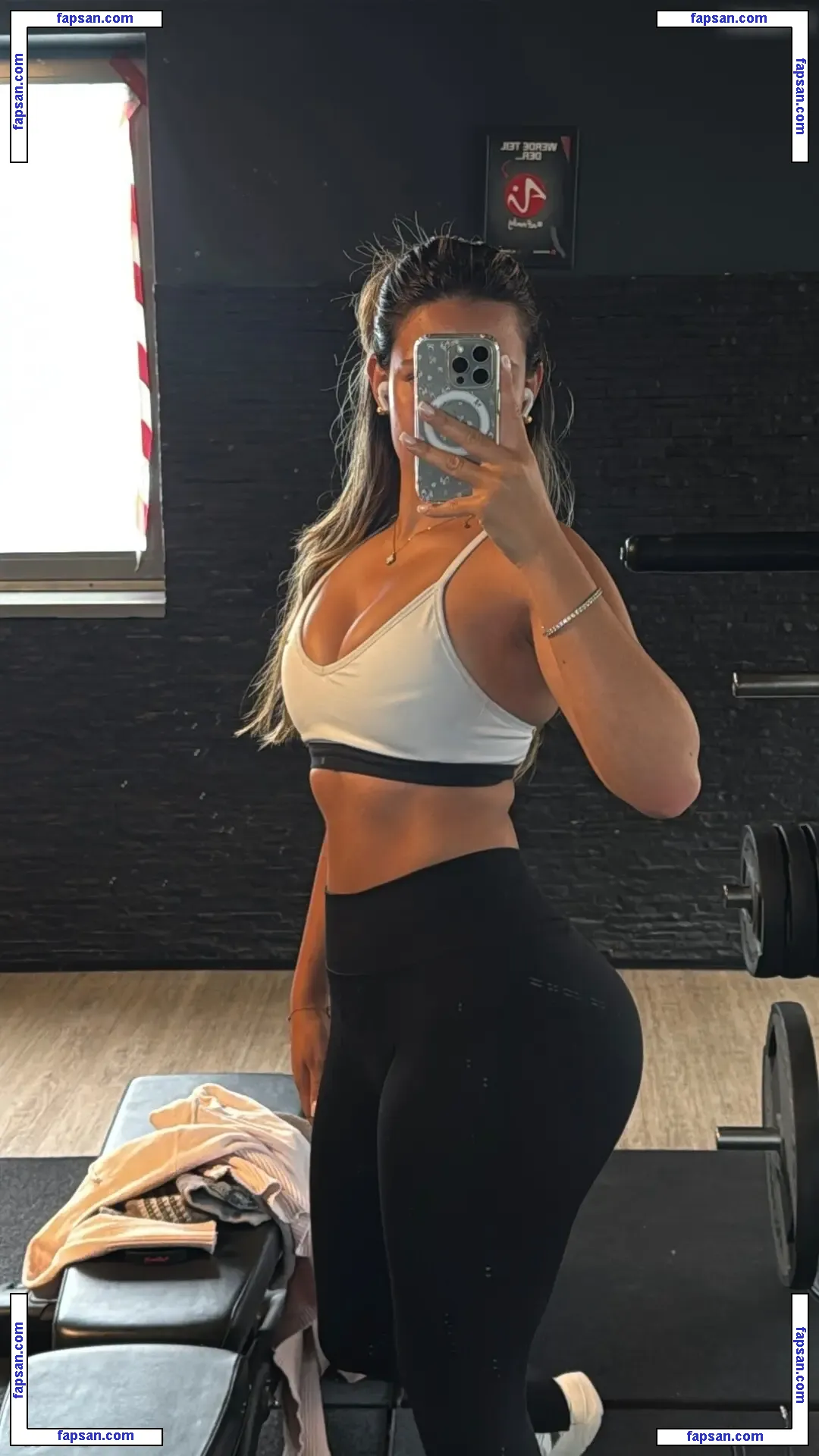 Alina.67 nude photo #0024 from OnlyFans