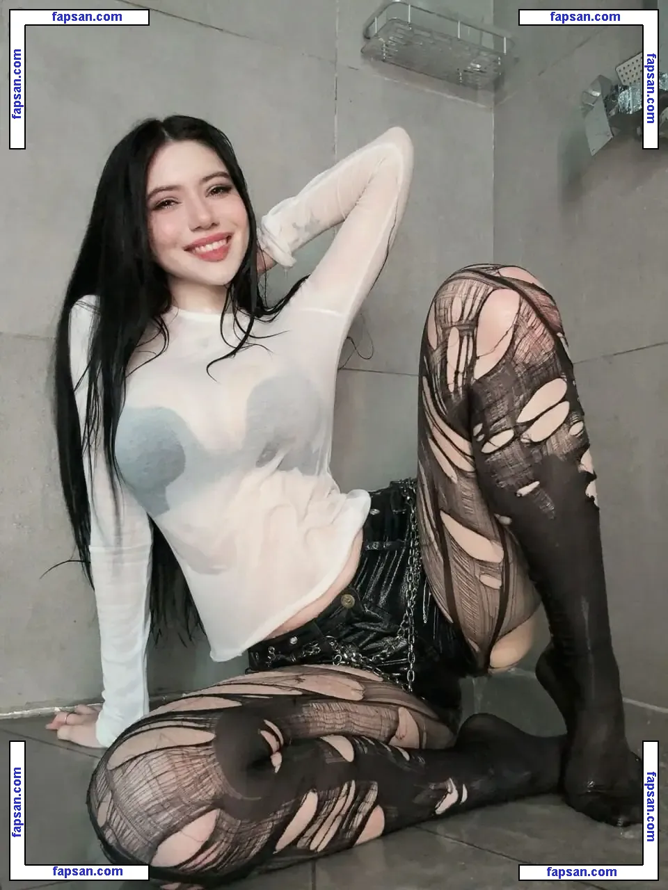 Alina Becker - Social Media голая фото #0040 с Онлифанс