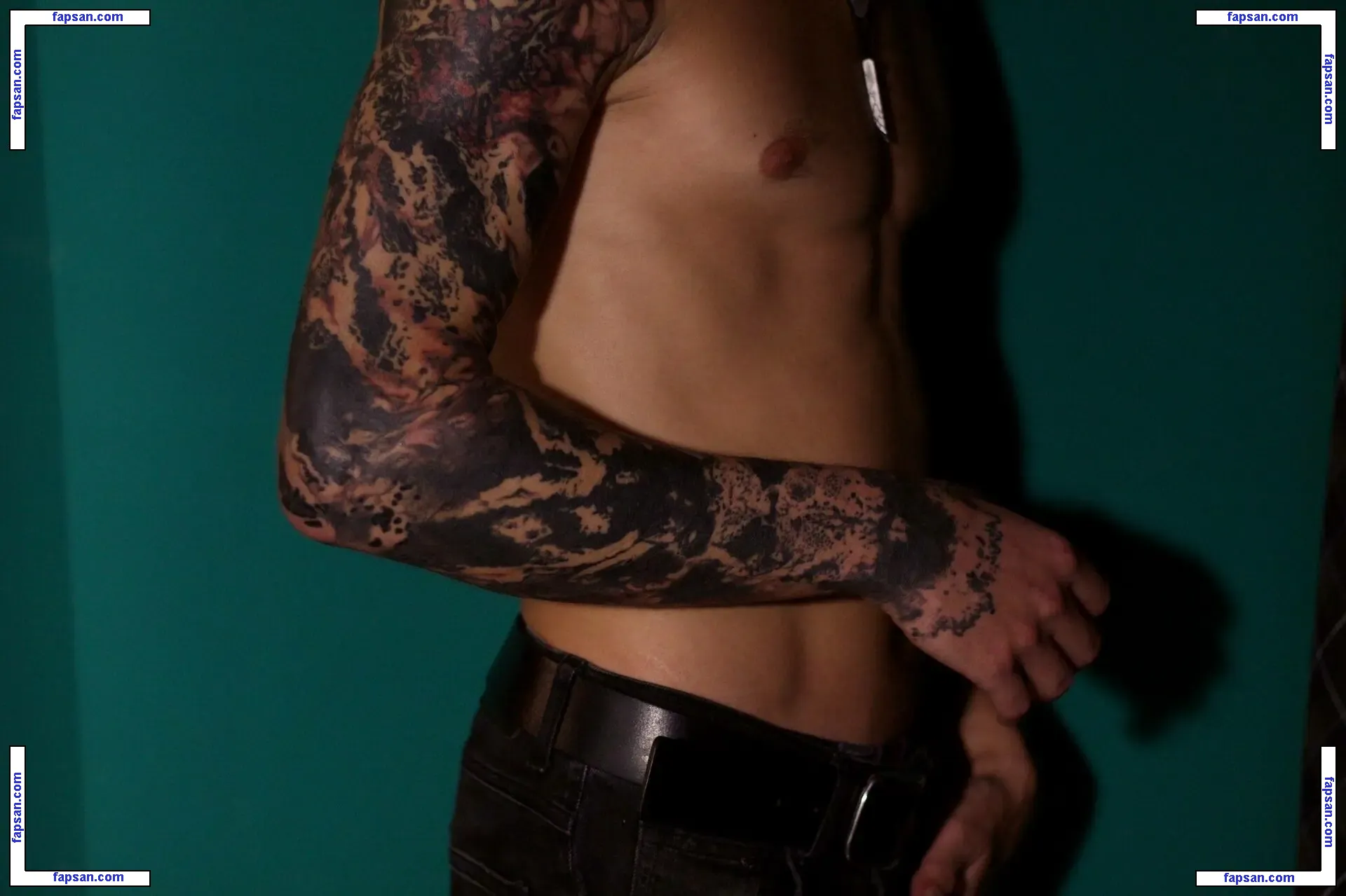 Alina Tattoo голая фото #0002 с Онлифанс