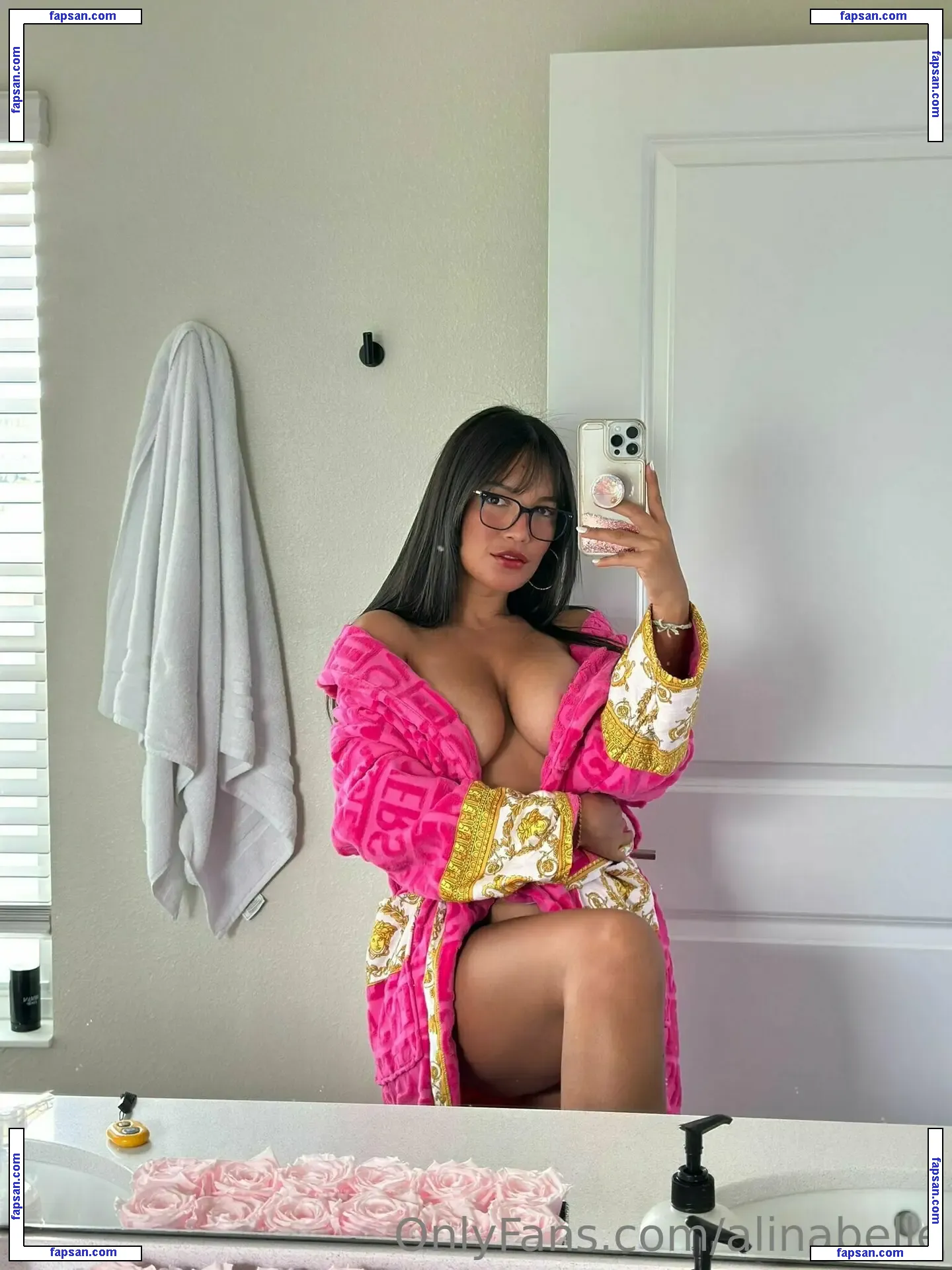 alinabelle / alinabllx nude photo #0282 from OnlyFans