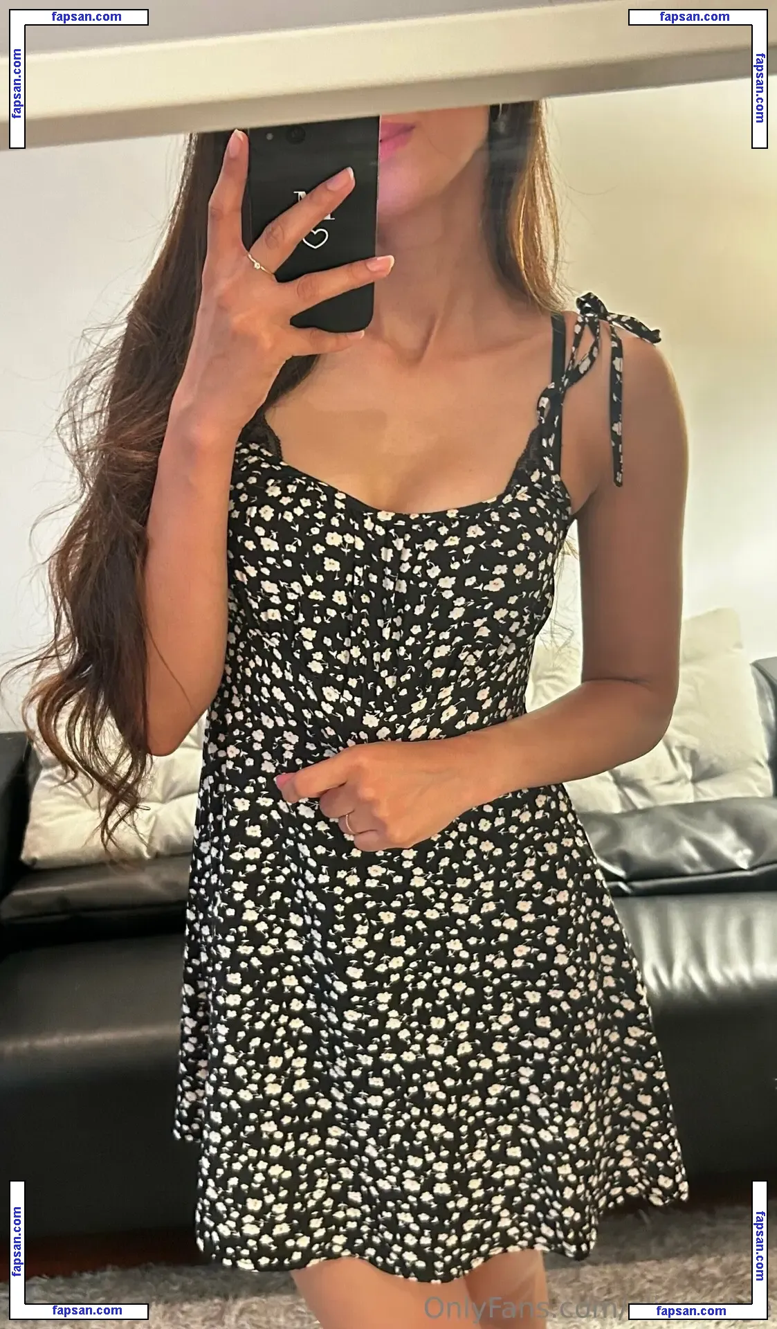 alinacxtee nude photo #0001 from OnlyFans