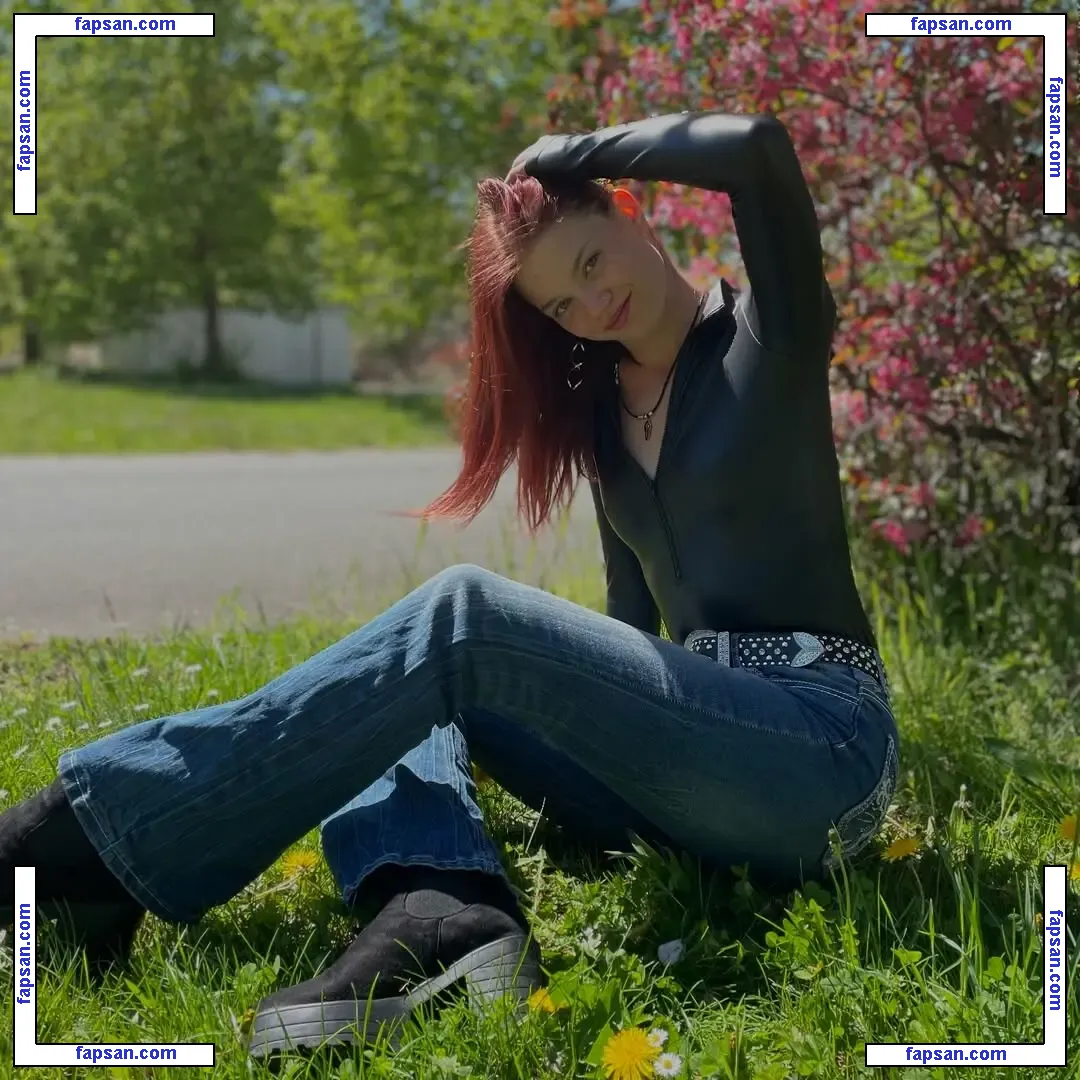 alinagtz1 nude photo #0006 from OnlyFans