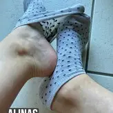 alinasworldoffeet голая #0005