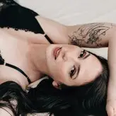 Aline Curti голая #0004