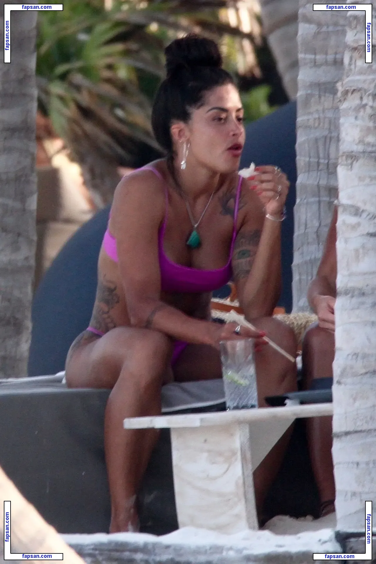 Aline Riscado nude photo #0002 from OnlyFans