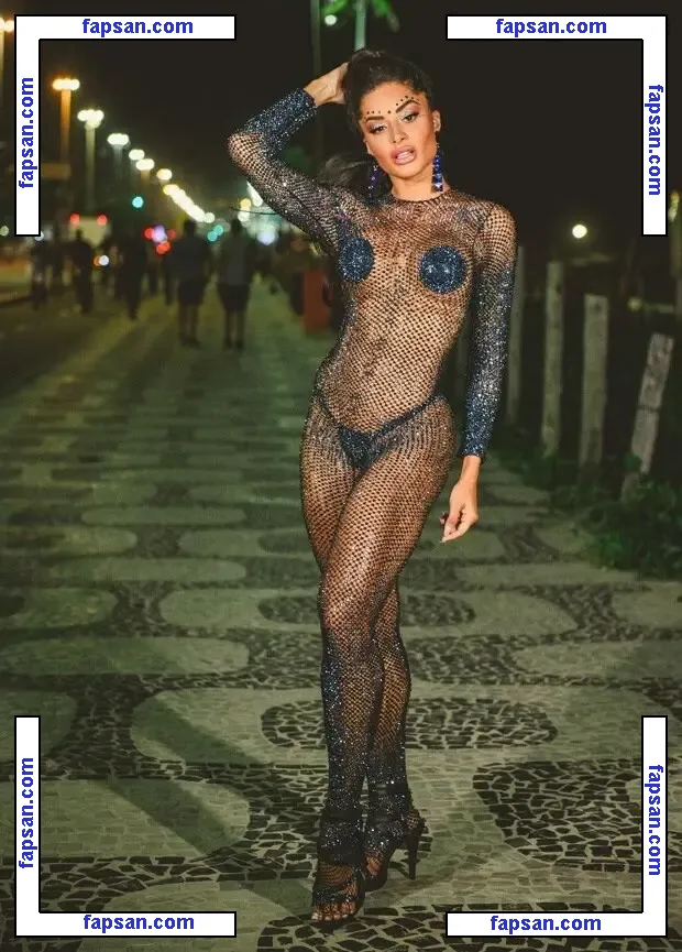 Aline Riscado nude photo #0030 from OnlyFans