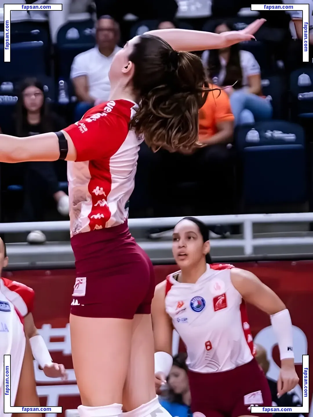 Aline Segato nude photo #0010 from OnlyFans