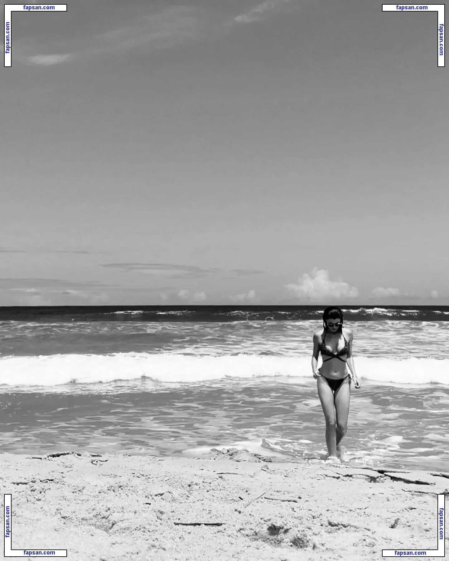 Alinne Moraes nude photo #0006 from OnlyFans