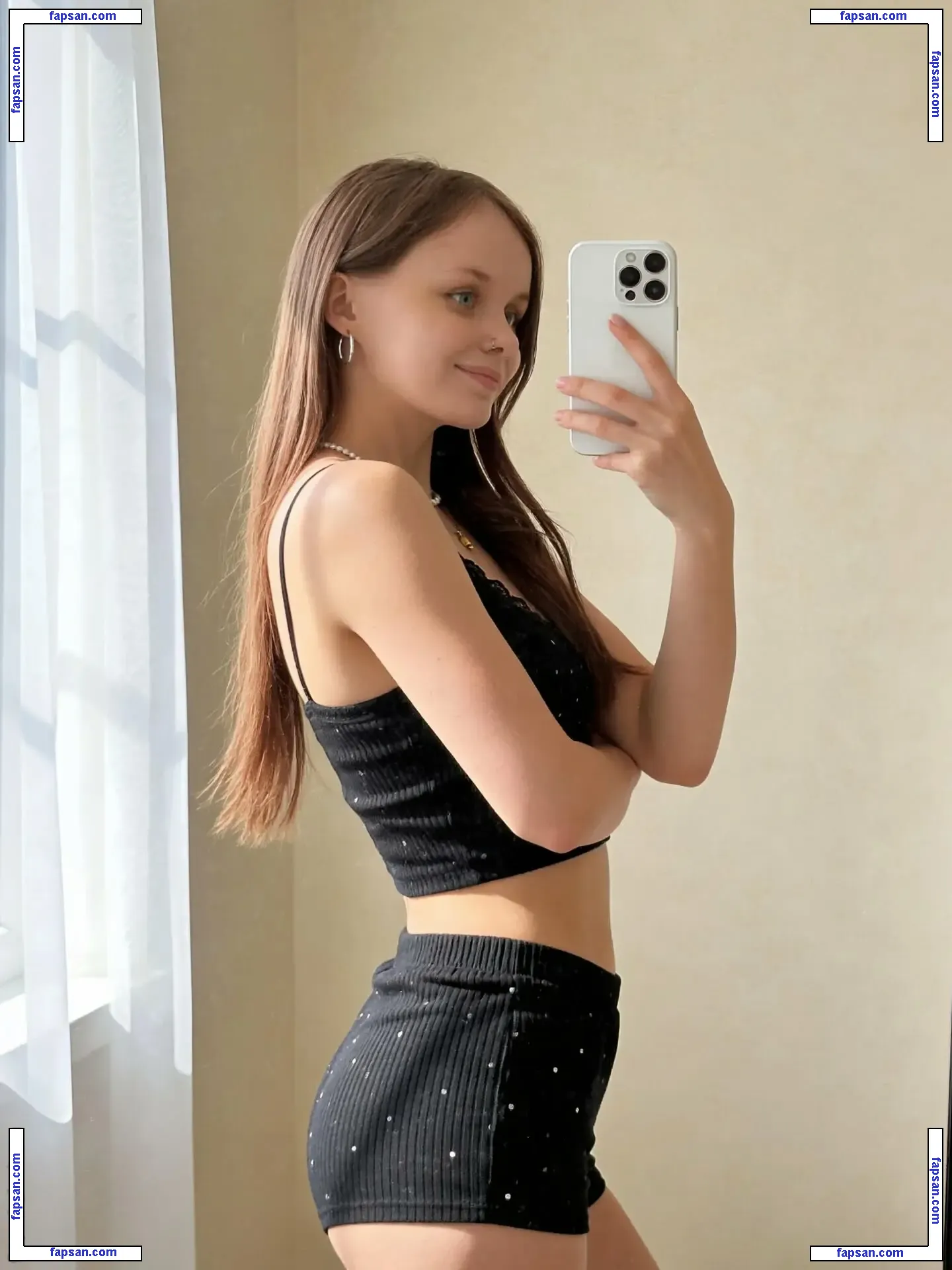 Alisaya nude photo #0048 from OnlyFans