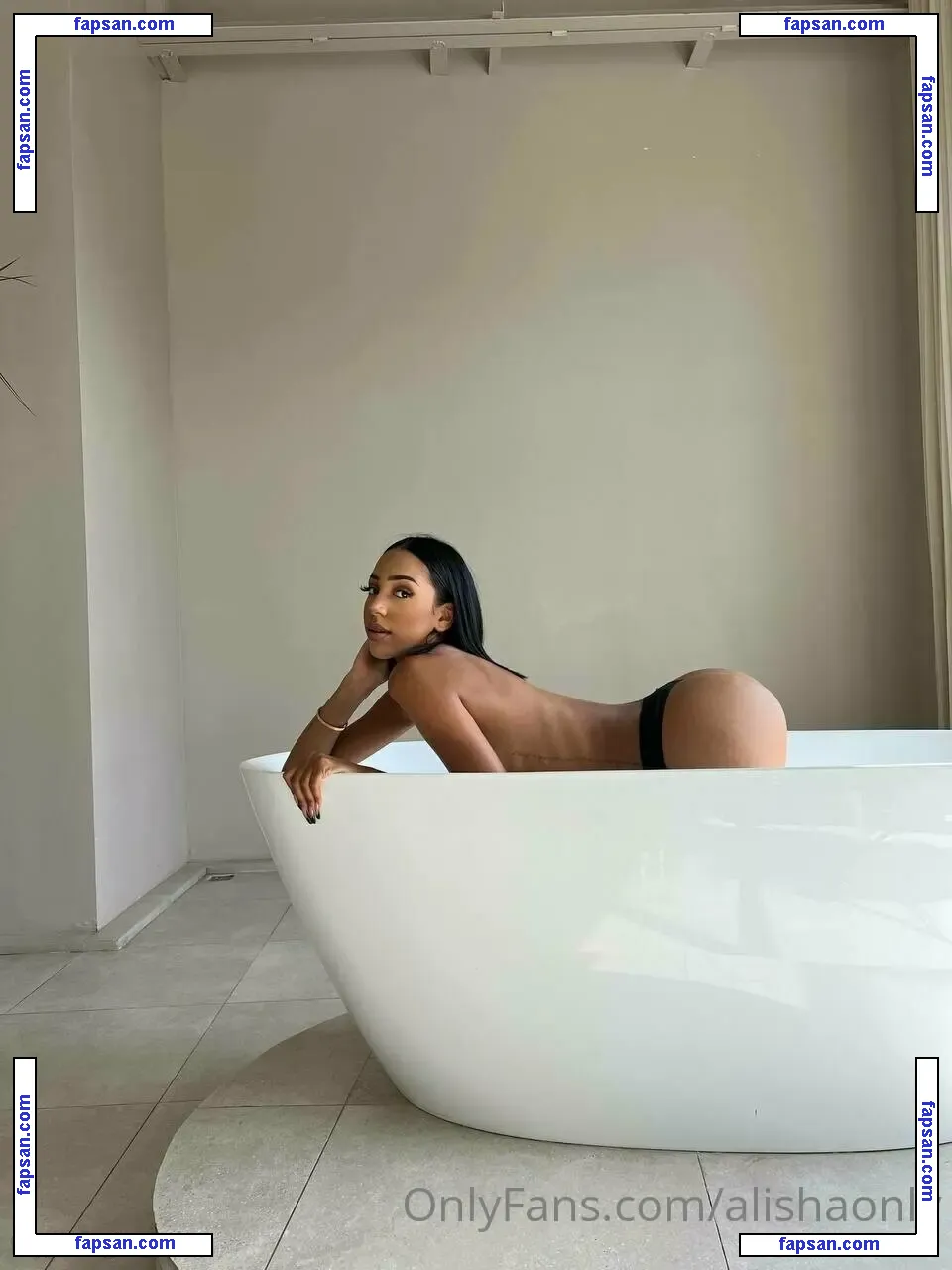 Alisha Kone nude photo #0003 from OnlyFans