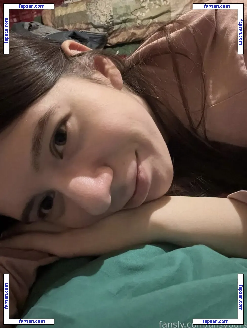 Alising.4U nude photo #0003 from OnlyFans