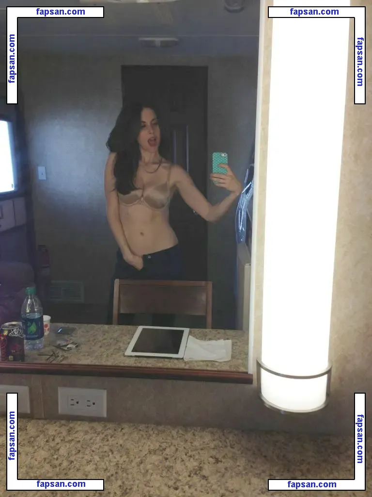 Alison Brie nude photo #0033 from OnlyFans