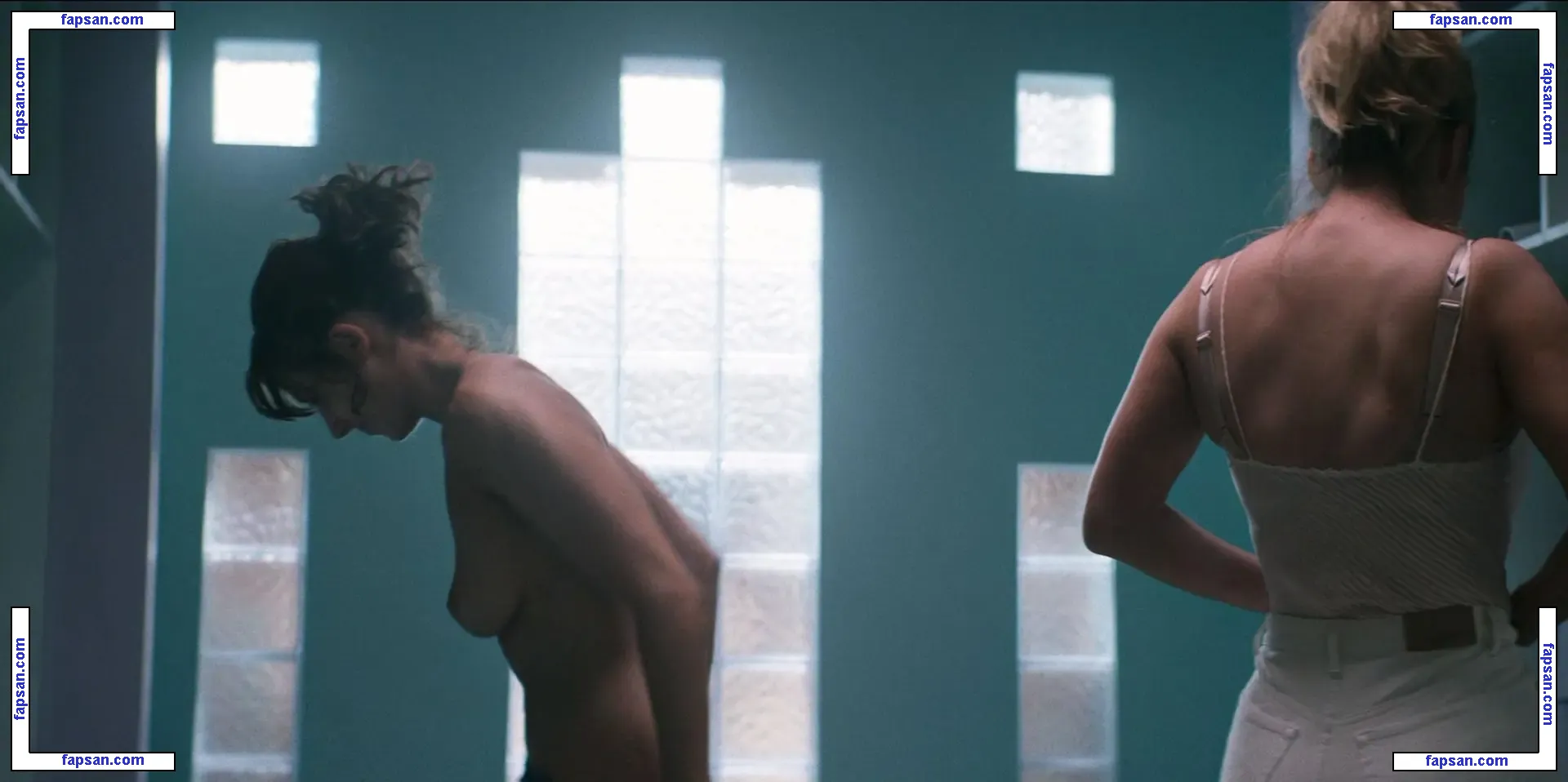 Alison Brie nude photo #0379 from OnlyFans