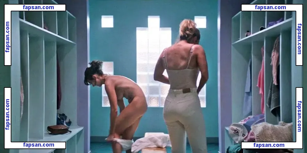 Alison Brie nude photo #0558 from OnlyFans