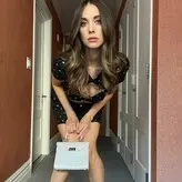Alison Brie nude #0840