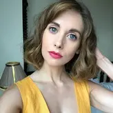 Alison Brie голая #1345