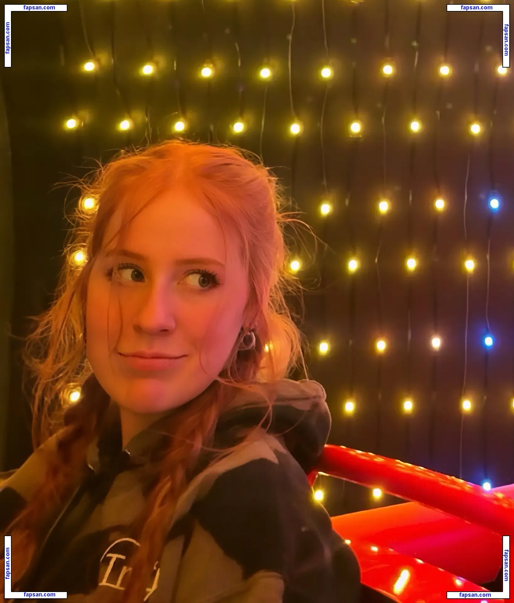 Alison Schmitt nude photo #0004 from OnlyFans