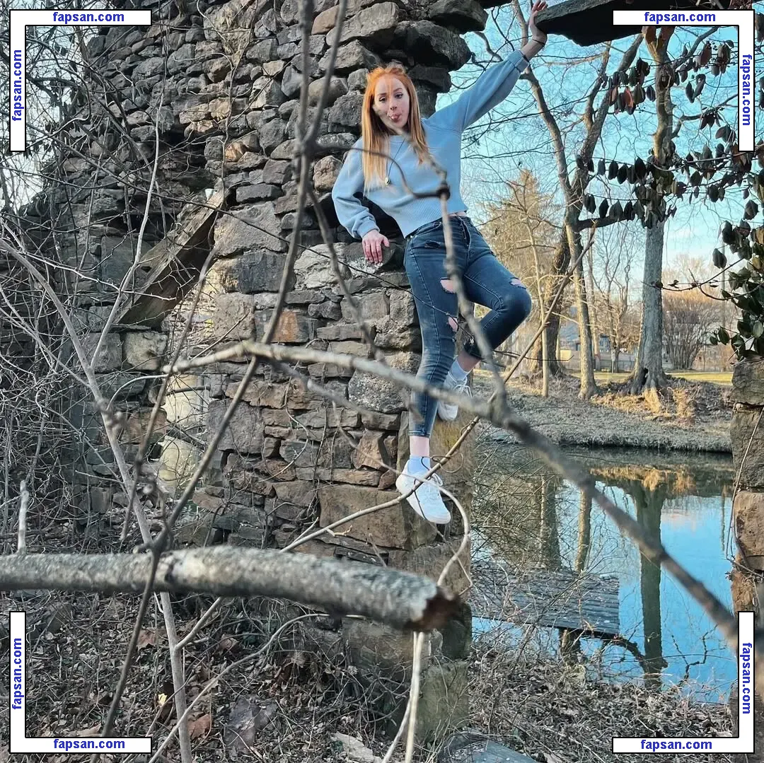 Alison Schmitt голая фото #0016 с Онлифанс