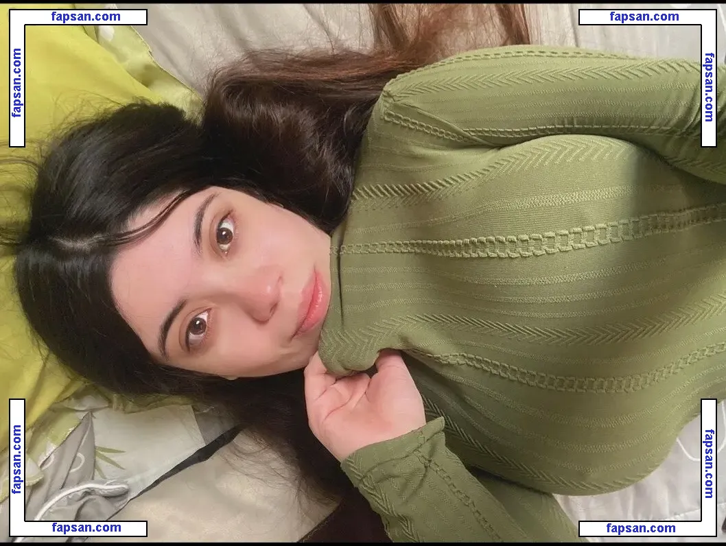 Alitaaa голая фото #0001 с Онлифанс