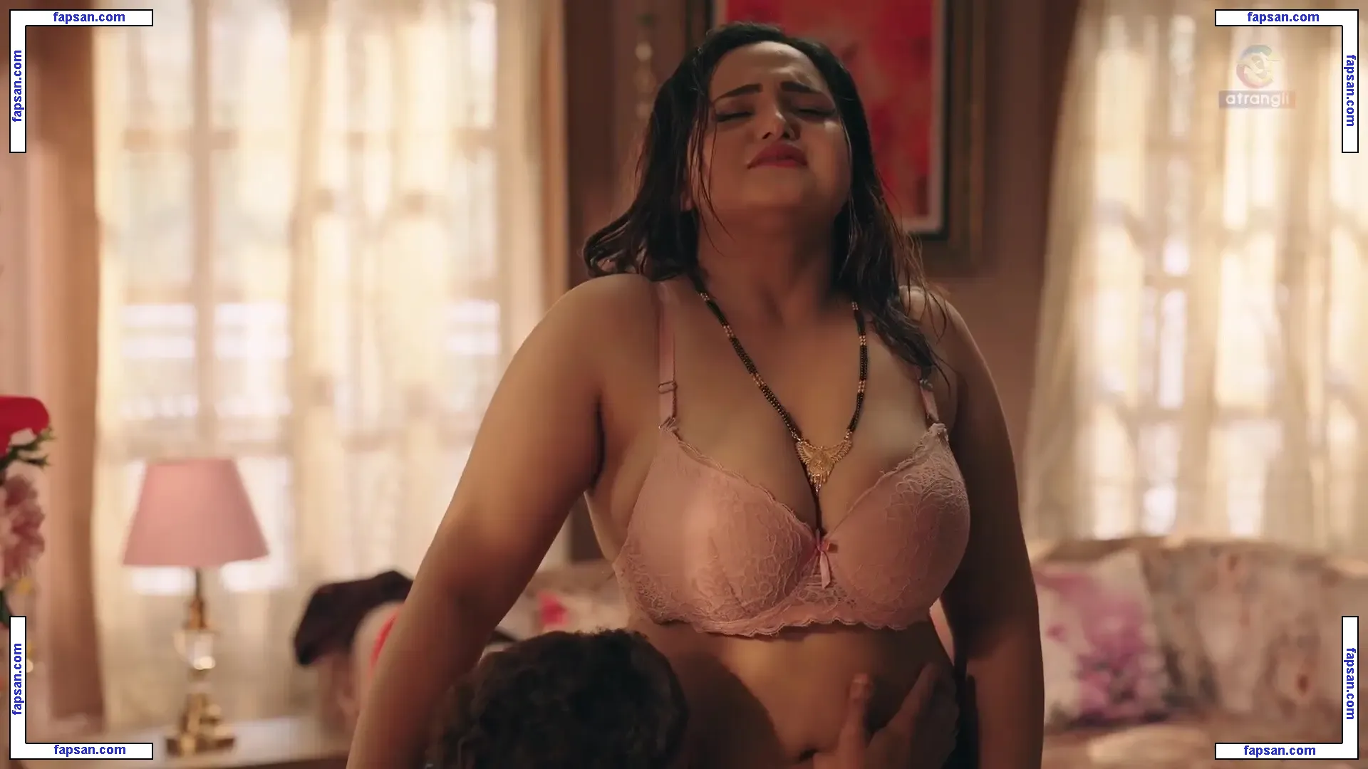 Aliya Naaz голая фото #0006 с Онлифанс