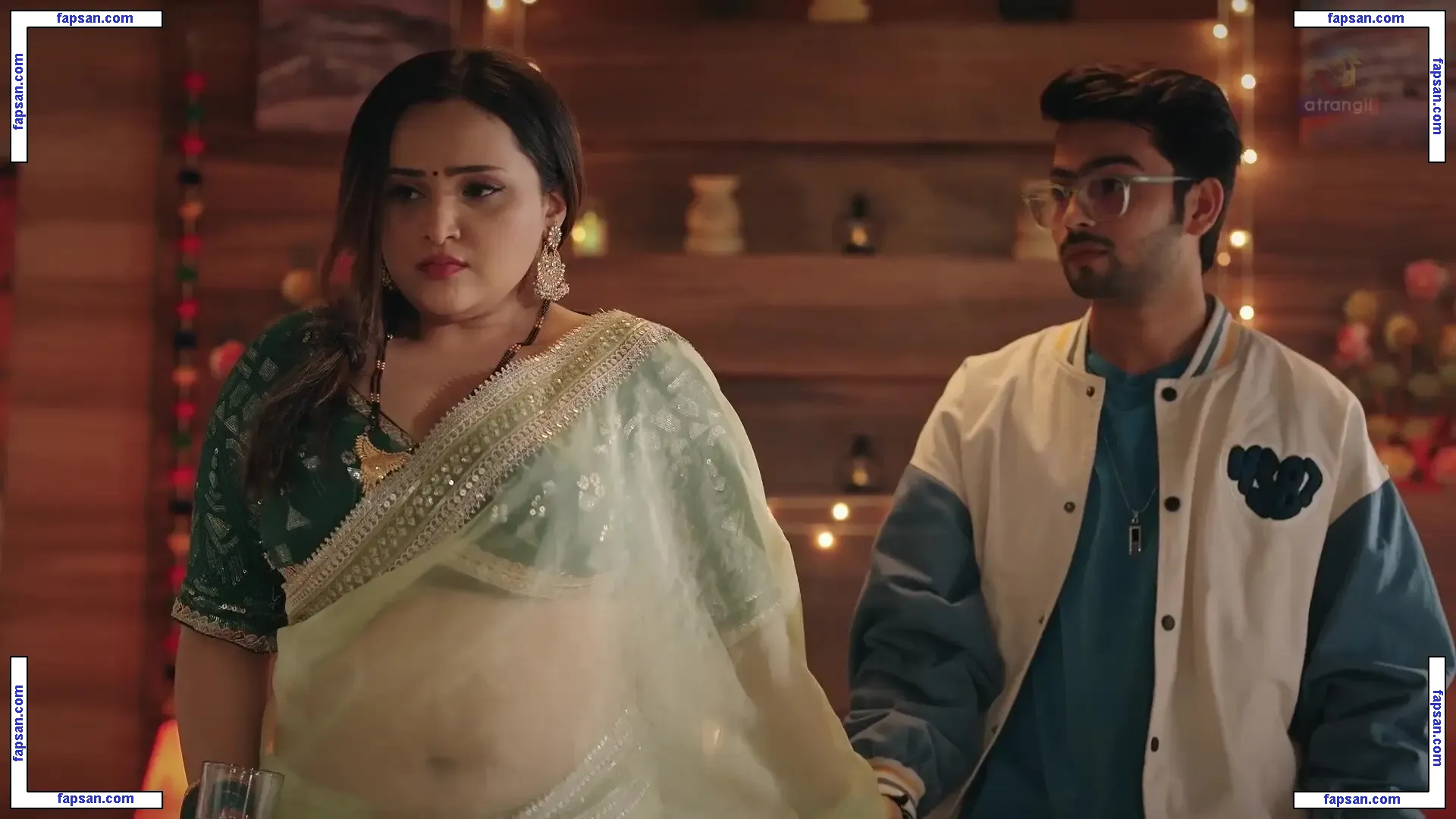 Aliya Naaz голая фото #0012 с Онлифанс