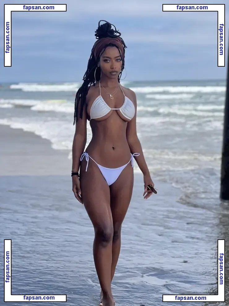 Aliya Will голая фото #0001 с Онлифанс