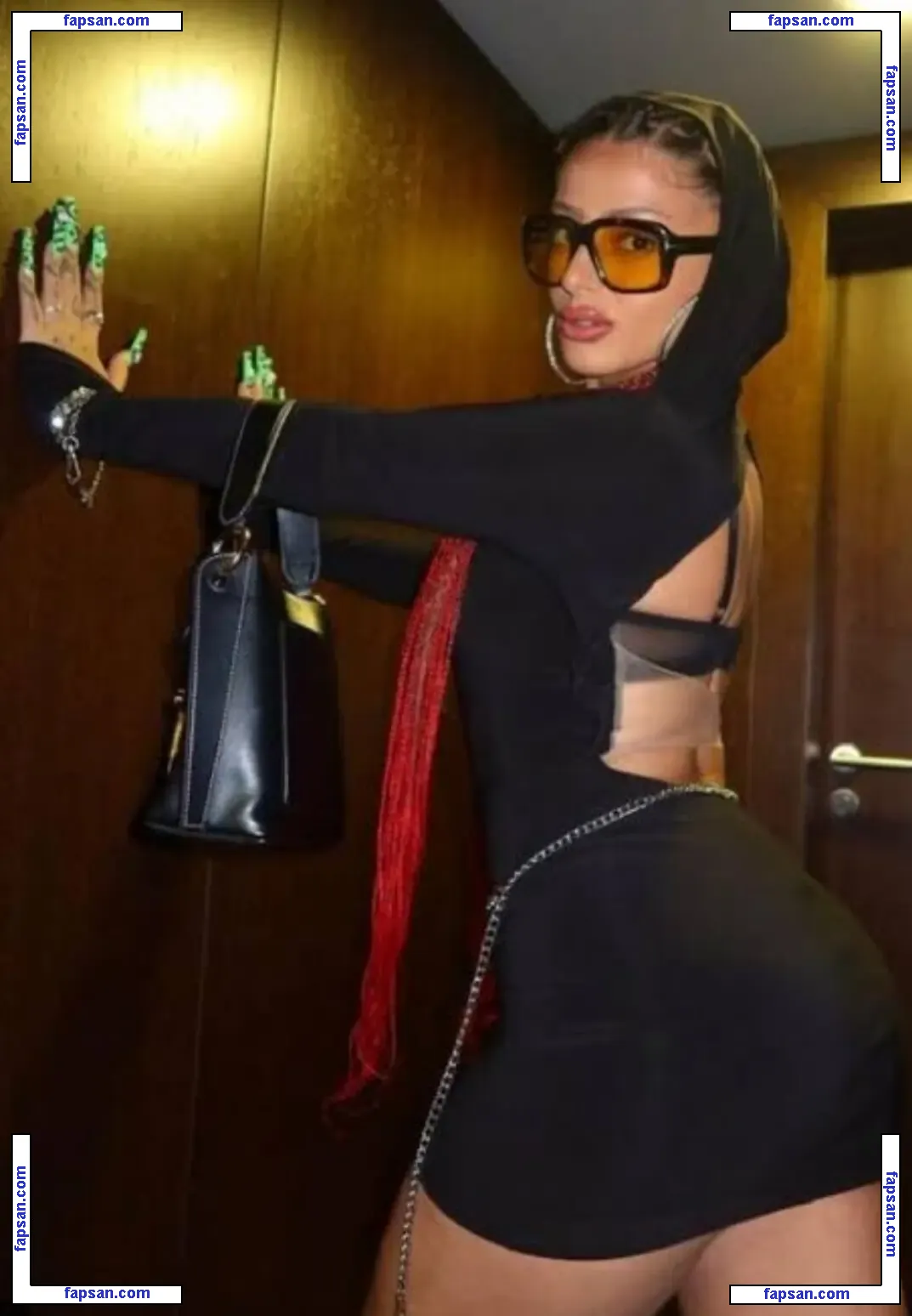 Alizade Alizaade голая фото #0002 с Онлифанс