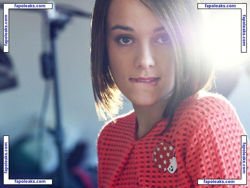 Alizee / alizeeofficiel / alizeesanzeth голая фото #0024 с Онлифанс