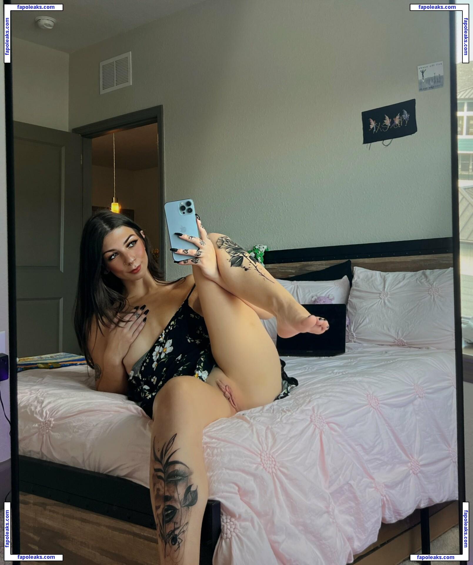 Allie Blossom / allieblossom___ / blossomallie nude photo #0044 from OnlyFans